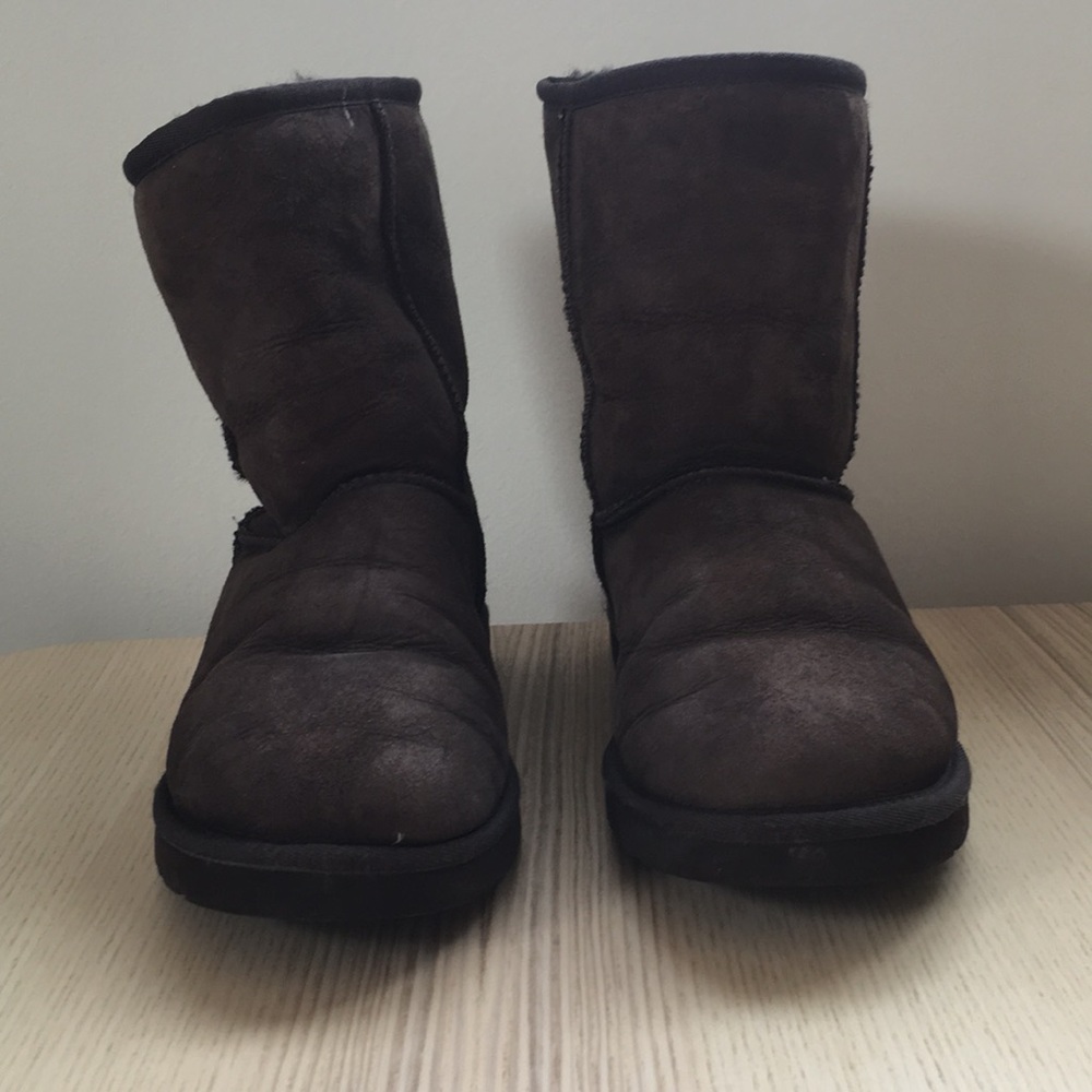UGG Classic Short Boot